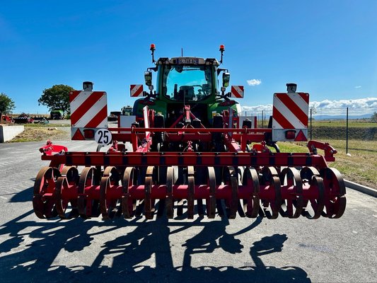 Déchaumeur à dents Horsch TERRANO 3 FX