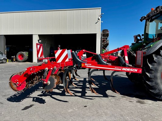 Déchaumeur à dents Horsch TERRANO 3 FX