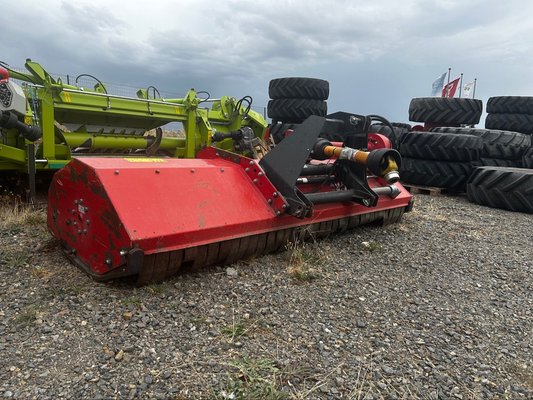 Broyeur à axe horizontal Kverneland FRH 320