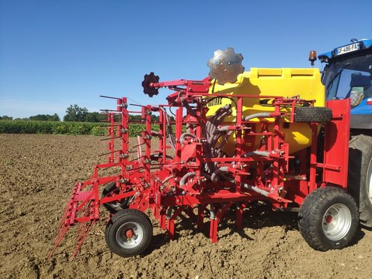 Semoir pour semis simplifié Aguirre TD 400