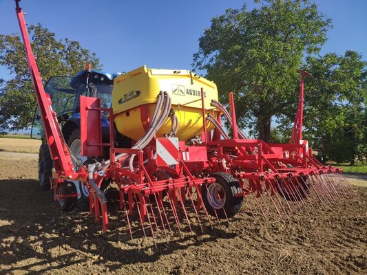 Semoir pour semis simplifié Aguirre TD 400