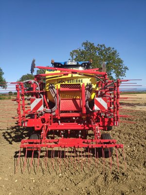 Semoir pour semis simplifié Aguirre TD 400