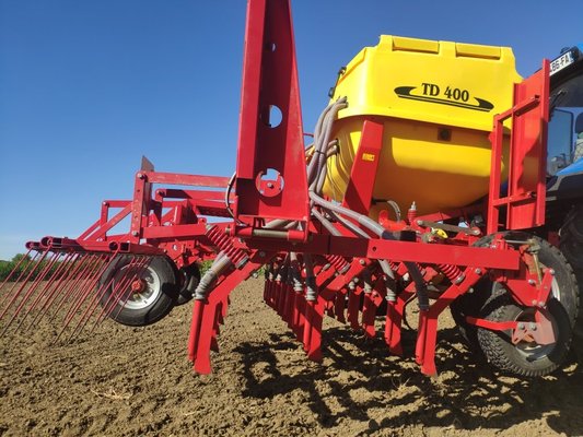 Semoir pour semis simplifié Aguirre TD 400