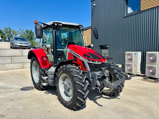 Tracteur agricole Massey Ferguson 5S.135 Dyna 6 Efficient
