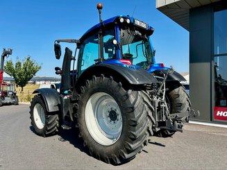 Tracteur agricole Valtra N135 DIRECT - 2