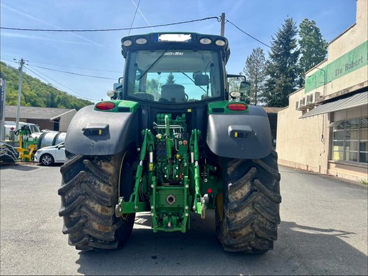 Tracteur agricole John Deere JD 6175 R