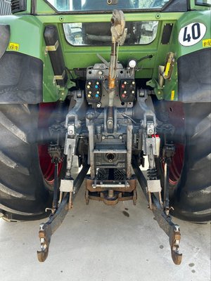 Tracteur agricole Fendt 414 VARIO