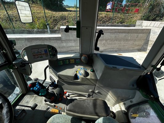Tracteur agricole Fendt 414 VARIO