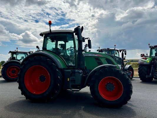 Tracteur agricole Fendt 720 S4 ProfiPlus