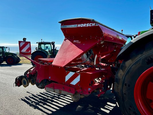 Semoir à grains Horsch EXPRESS 3 TD