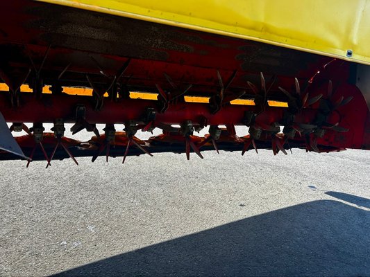Faucheuse conditionneuse Pöttinger NOVACAT 302 ED