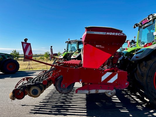 Semoir à grains Horsch EXPRESS 3 TD