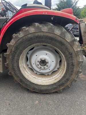 Tracteur agricole Massey Ferguson MF 5425