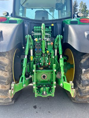 Tracteur agricole John Deere JD 6175 R