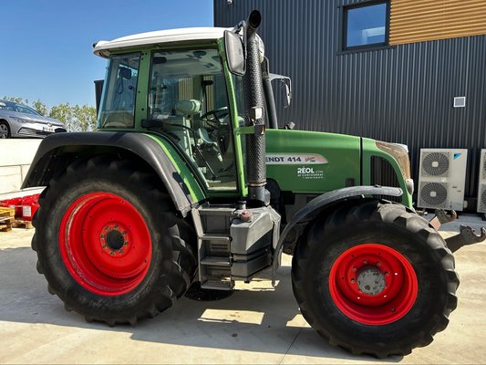 Tracteur agricole Fendt 414 VARIO