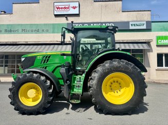 Tracteur agricole John Deere JD 6175 R - 8
