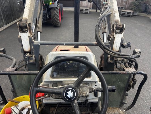 Tracteur agricole Massey Ferguson MF 5425