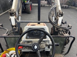 Tracteur agricole Massey Ferguson MF 5425 - 9