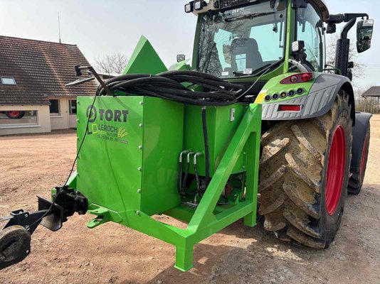 Faucheuse TORT SWATHER 665