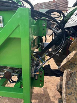 Faucheuse TORT SWATHER 665