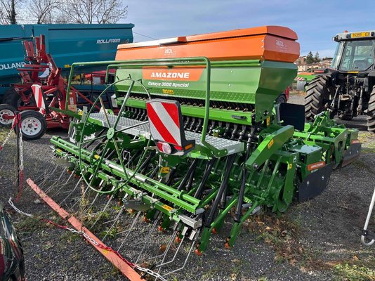 Combiné de semis Amazone Cataya 3000 Special MécaDrive + KE 3001-140/12,5