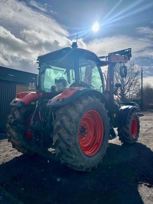 Tracteur agricole Kubota M6-122